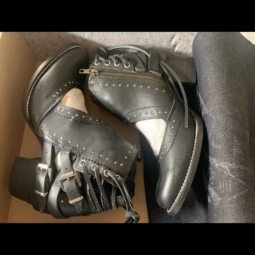 Freebird by Steven Desert Boots